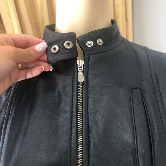 Leather jacket - Picture 4 of 11